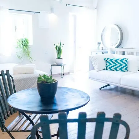 Anna Maria's, Cozy In The Heart Of Fiscardo